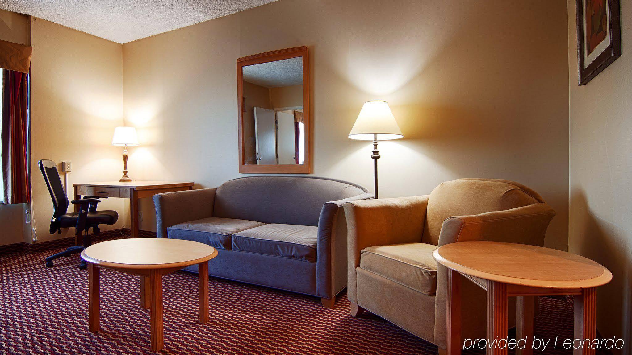 Surestay Plus Hotel By Best Western Syracuse Airport North Syracuse Exteriör bild