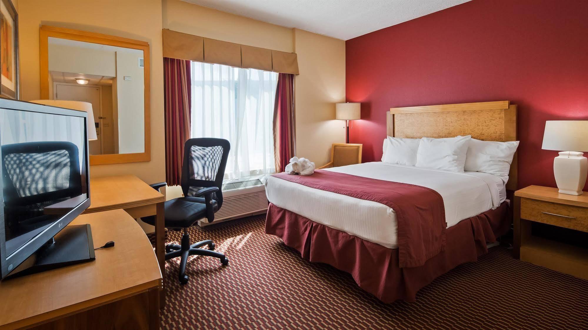 Surestay Plus Hotel By Best Western Syracuse Airport North Syracuse Exteriör bild