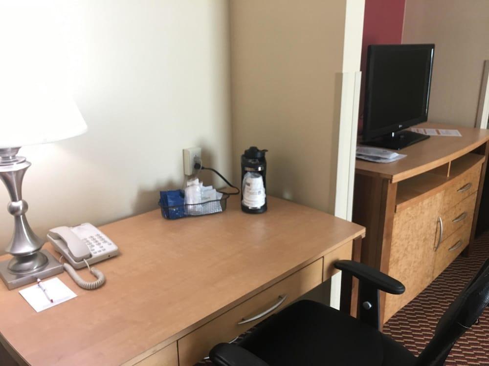 Surestay Plus Hotel By Best Western Syracuse Airport North Syracuse Exteriör bild