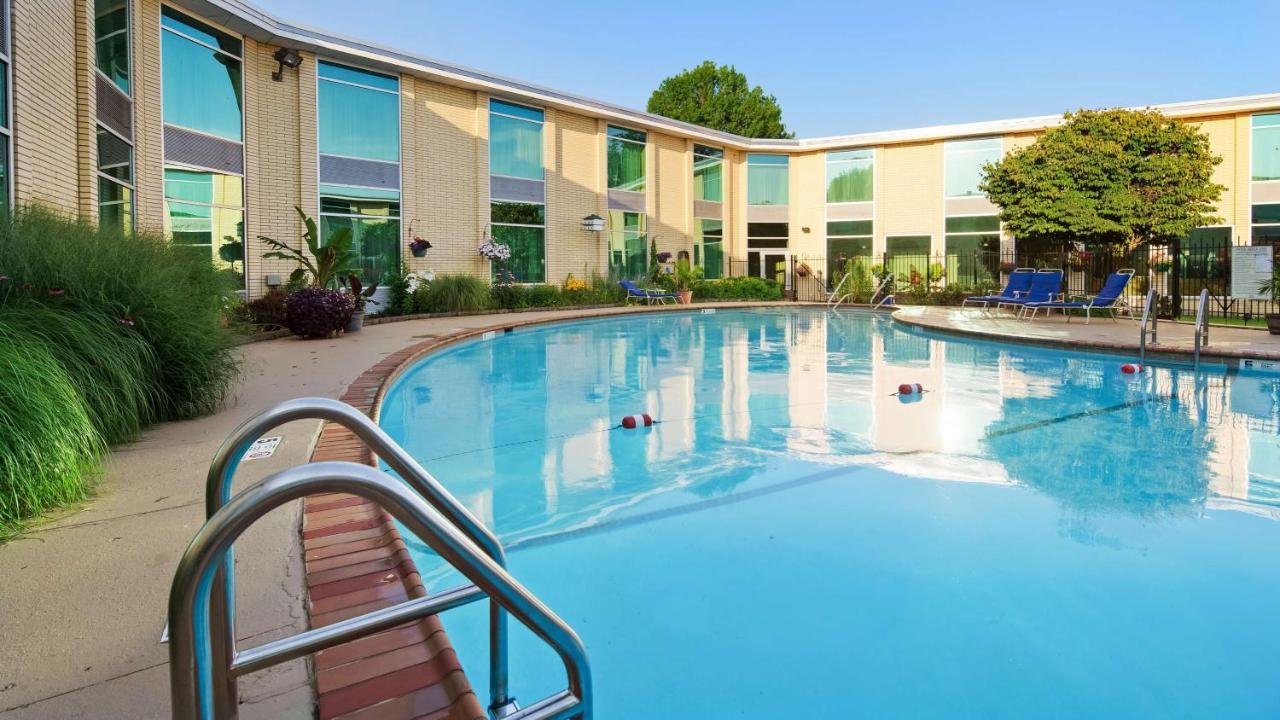 Surestay Plus Hotel By Best Western Syracuse Airport North Syracuse Exteriör bild